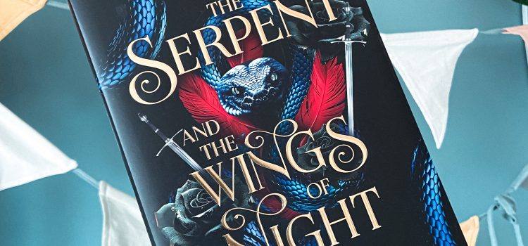 „The Serpent and the Wings of Night (Crowns of Nyaxia 1)“ von Carissa Broadbent, erschienen bei Carlsen