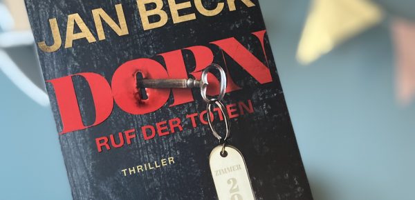 „𝔻𝕠𝕣𝕟 – ℝ𝕦𝕗 𝕕𝕖𝕣 𝕋𝕠𝕥𝕖𝕟“ 𝕧𝕠𝕟 𝕁𝕒𝕟 𝔹𝕖𝕔𝕜, ℙ𝕖𝕟𝕘𝕦𝕚𝕟 𝕍𝕖𝕣𝕝𝕒𝕘